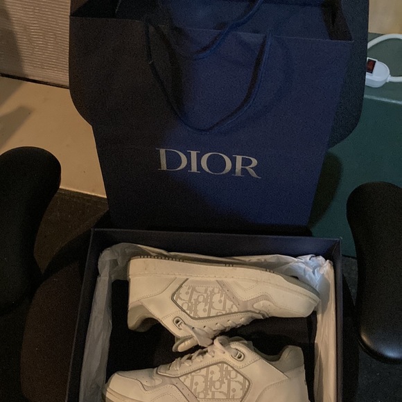 Dior b27 mid top calf oblique j colour:white size: 9.5 mens - Picture 5 of 7